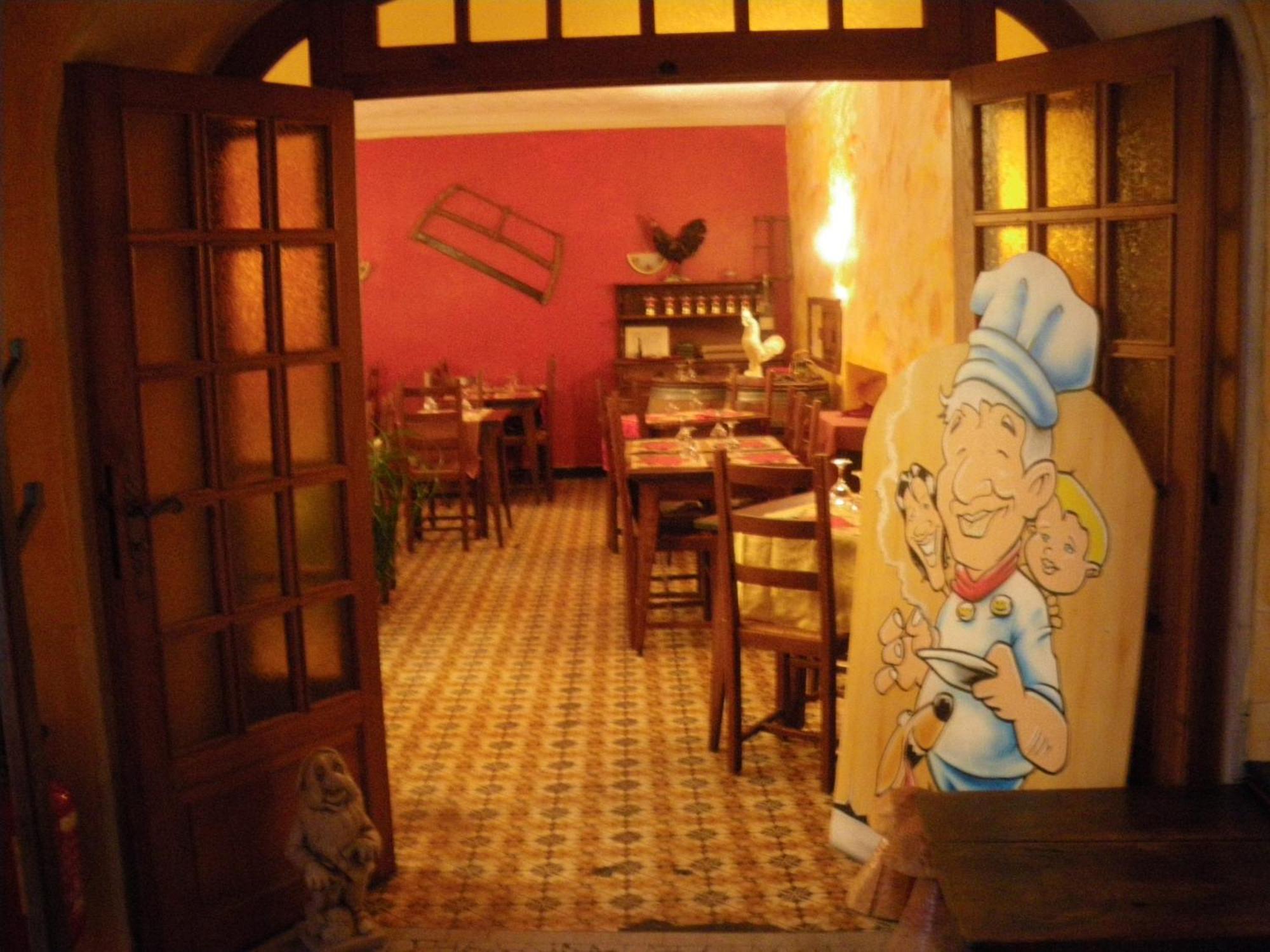 Hotel Restaurant Du Lion D'Or Château-Chinon Dış mekan fotoğraf
